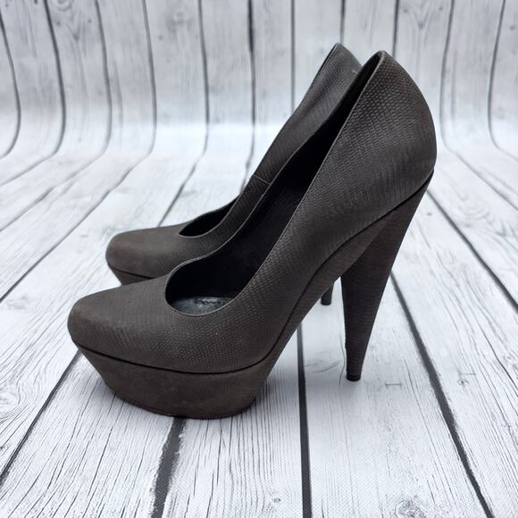 Yves Saint Laurent Rive Gauche Aliama Pump Brown Coffee Size 38 (US 7 1/2) - Picture 4 of 9